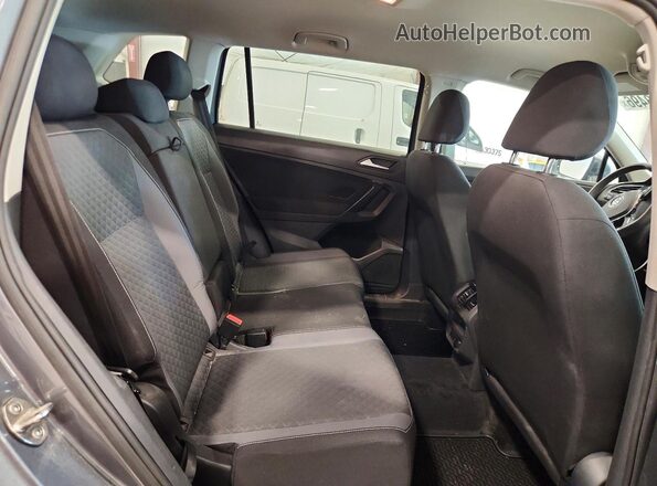 3VV0B7AX4MM097612 2021 VOLKSWAGEN TIGUAN Серый Вид задней части салона
