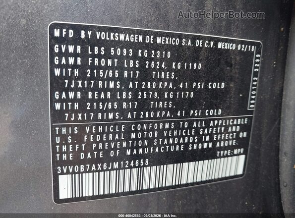 3VV0B7AX6JM124658 2018 VOLKSWAGEN TIGUAN Gray Вид підкапотного простору