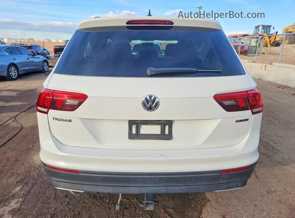 3VV0B7AX8LM020174 2020 VOLKSWAGEN TIGUAN Белый Вид сзади