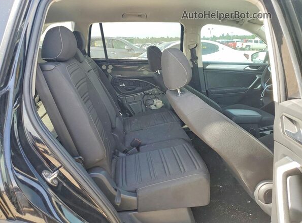 3VV1B7AX2NM014006 2022 VOLKSWAGEN TIGUAN Black უკანა სალონის ხედი