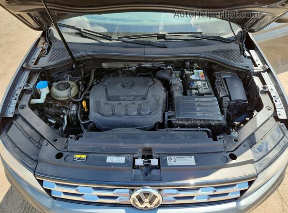 3VV1B7AX7JM204829 2018 VOLKSWAGEN TIGUAN Gray ძრავის განყოფილების ხედი