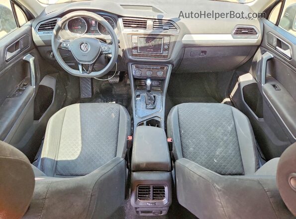 3VV1B7AX7JM204829 2018 VOLKSWAGEN TIGUAN Gray წინა პანელის ხედი