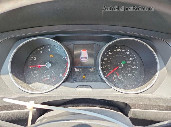 3VV1B7AX7JM204829 2018 VOLKSWAGEN TIGUAN Gray ხელსაწყოთა პანელის ხედი