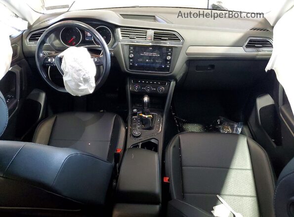 3VV2B7AX0KM029426 2019 VOLKSWAGEN TIGUAN Белый Вид панели приборов