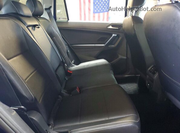 3VV2B7AX1MM003226 2021 VOLKSWAGEN TIGUAN Blue Vista interior trasera