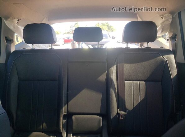 3VV2B7AX1NM129068 2022 VOLKSWAGEN TIGUAN White Հետևի նստատեղերի տեսք