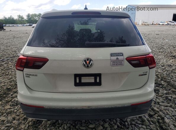 3VV2B7AX2JM153695 2018 VOLKSWAGEN TIGUAN White Հետևի տեսք