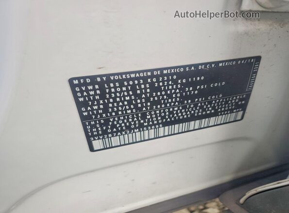 3VV2B7AX2JM153695 2018 VOLKSWAGEN TIGUAN White Շարժիչի բաժամունքի տեսք