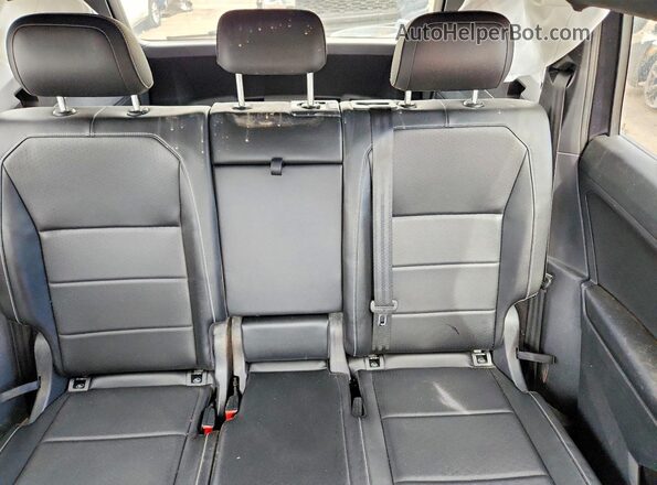 3VV2B7AX4MM120833 2021 VOLKSWAGEN TIGUAN Gray Vista de los asientos traseros