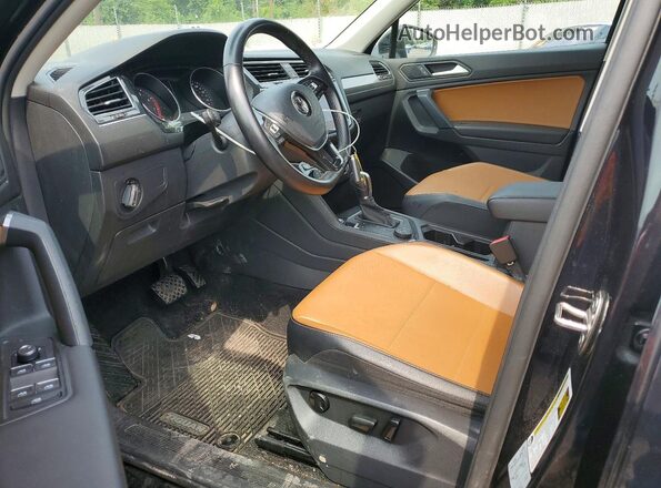 3VV2B7AX5KM070344 2019 VOLKSWAGEN TIGUAN Black Вид панелі приладів