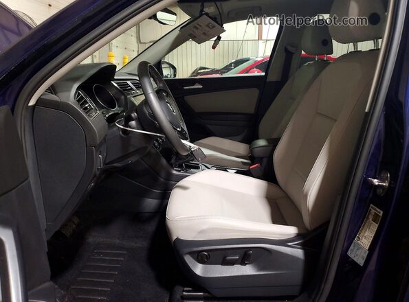 3VV2B7AX5MM027173 2021 VOLKSWAGEN TIGUAN Blue Vista interior delantera