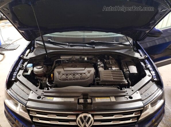 3VV2B7AX5MM027173 2021 VOLKSWAGEN TIGUAN Blue Vista del compartimento del motor