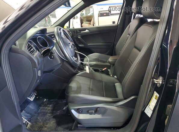 3VV2B7AX5MM078592 2021 VOLKSWAGEN TIGUAN Black წინა სალონის ხედი