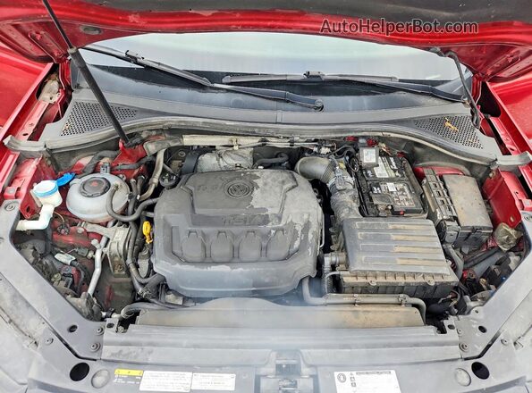 3VV2B7AX6JM014444 2018 VOLKSWAGEN TIGUAN Красный Вид подкапотного пространства