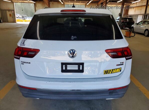 3VV2B7AX8JM185907 2018 VOLKSWAGEN TIGUAN Белый Вид сзади