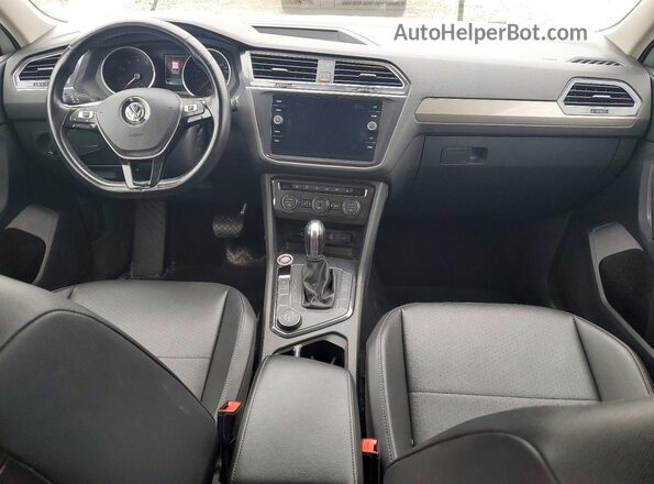 3VV2B7AX8KM065543 2019 VOLKSWAGEN TIGUAN White Widok deski rozdzielczej