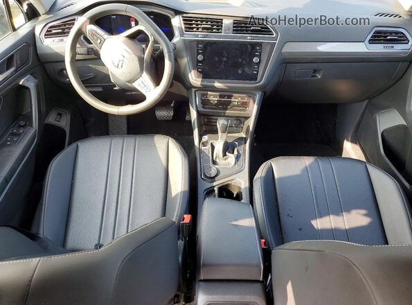 3VV2B7AX8NM049203 2022 VOLKSWAGEN TIGUAN Gray Dashboard view