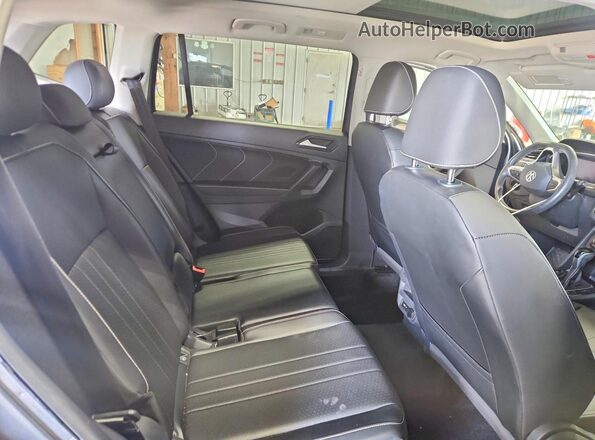 3VV2B7AX9NM077902 2022 VOLKSWAGEN TIGUAN Gray Սալոնի հետևի տեսք