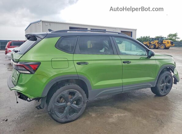 3VV2C7B20SM087584 2025 VOLKSWAGEN TAOS Зеленый Задняя правая четверть