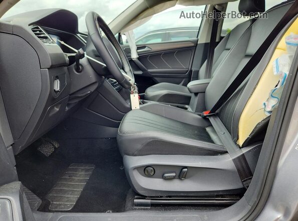 3VV3B7AX0RM033880 2024 VOLKSWAGEN TIGUAN Silver Սալոնի դիմացի տեսք