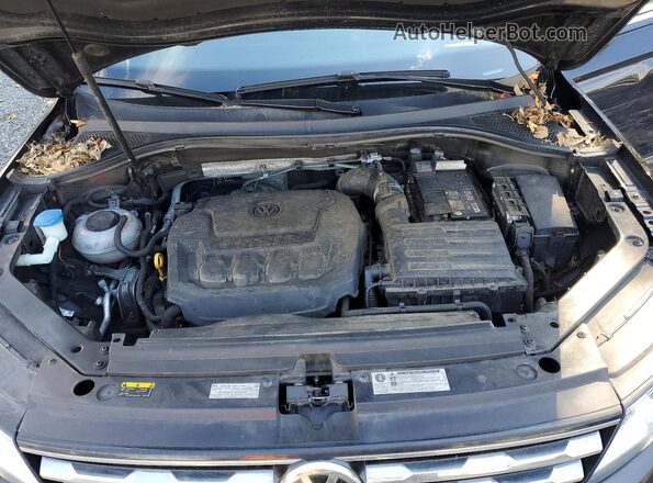 3VV3B7AX1JM083854 2018 VOLKSWAGEN TIGUAN Черный Вид подкапотного пространства