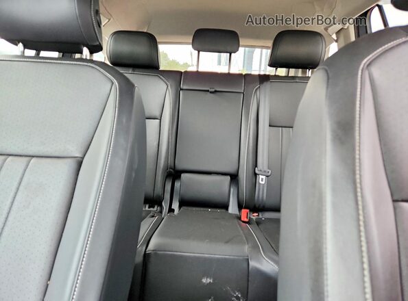 3VV3B7AX1PM084480 2023 VOLKSWAGEN TIGUAN Gray Вид задніх сидінь