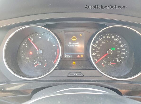 3VV3B7AX2JM075195 2018 VOLKSWAGEN TIGUAN Gray Սարքավորումների վահանակի տեսք