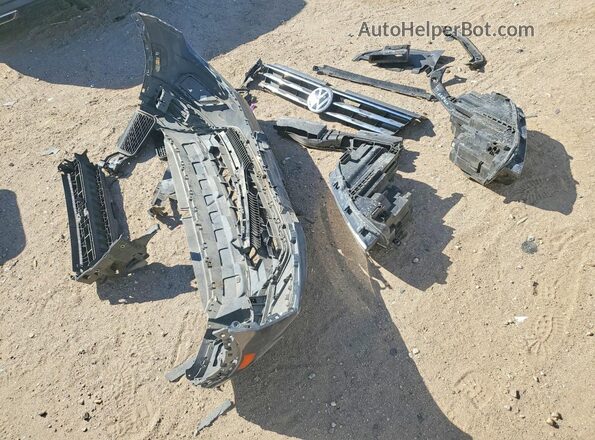 3VV3B7AX2JM075195 2018 VOLKSWAGEN TIGUAN Gray Շարժիչի բաժամունքի տեսք