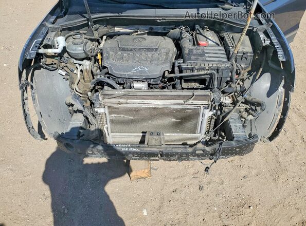 3VV3B7AX2JM075195 2018 VOLKSWAGEN TIGUAN Gray Սալոնի հետևի տեսք