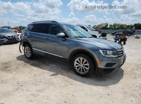 3VV3B7AX3JM108866 2018 VOLKSWAGEN TIGUAN Gray წინა პანელის ხედი