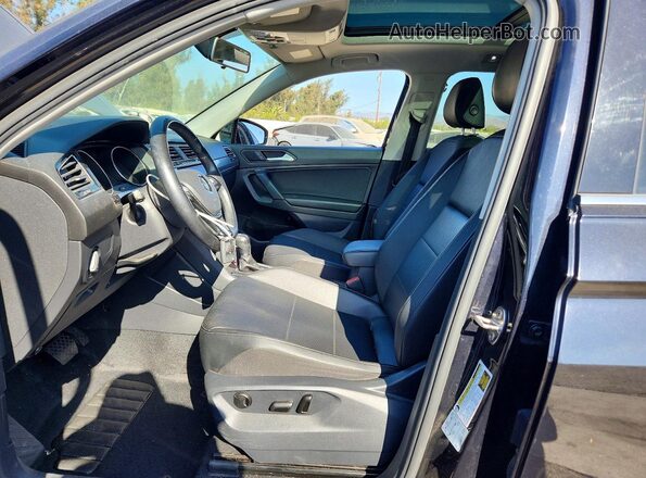 3VV3B7AX3KM121649 2019 VOLKSWAGEN TIGUAN Черный Вид салона спереди