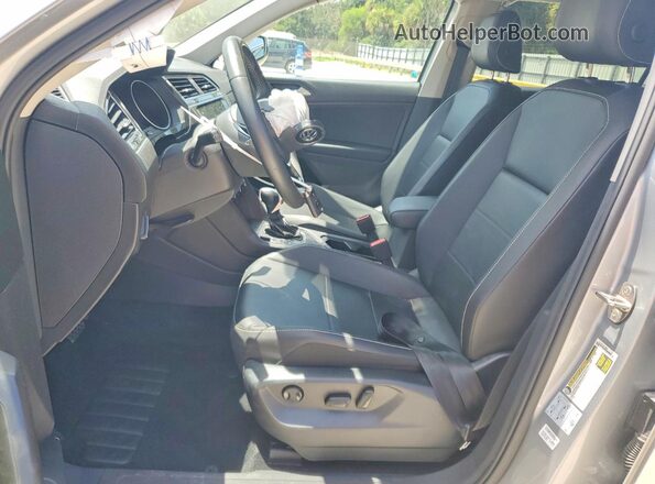 3VV3B7AX3MM122674 2021 VOLKSWAGEN TIGUAN Silver Vista interior delantera