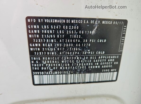 3VV3B7AX4JM001552 2018 VOLKSWAGEN TIGUAN White ძრავის განყოფილების ხედი