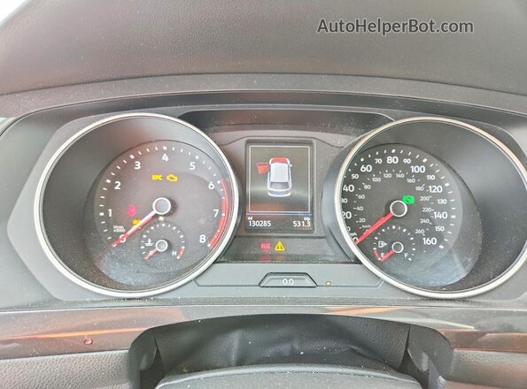 3VV3B7AX4JM001552 2018 VOLKSWAGEN TIGUAN White წინა პანელის ხედი