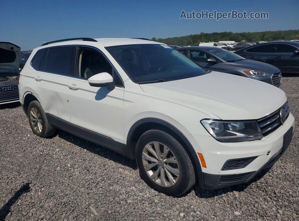 3VV3B7AX4JM063923 2018 VOLKSWAGEN TIGUAN White Передня права чверть