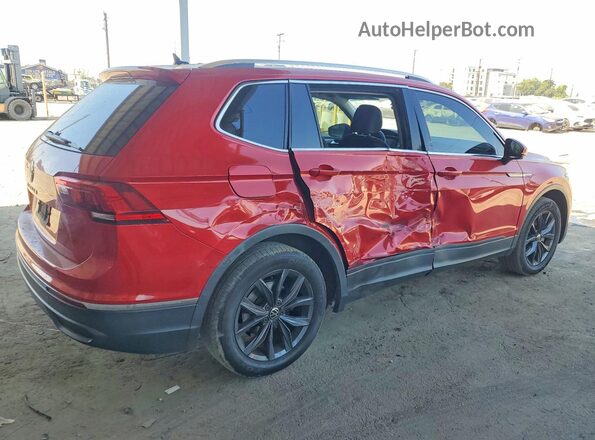 3VV3B7AX7NM033658 2022 VOLKSWAGEN TIGUAN Red Հետևի աջ