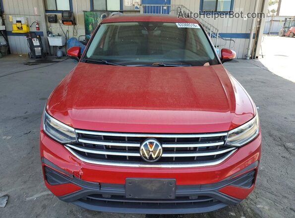 3VV3B7AX7NM033658 2022 VOLKSWAGEN TIGUAN Red Դիմացի տեսք