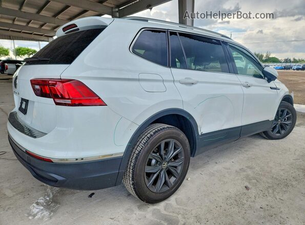 3VV3B7AX8RM182022 2024 VOLKSWAGEN TIGUAN White Trasero derecho