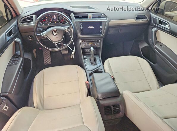 3VV3B7AX9KM097096 2019 VOLKSWAGEN TIGUAN White წინა პანელის ხედი