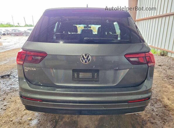 3VV3B7AX9LM167536 2020 VOLKSWAGEN TIGUAN Gray Widok z tyłu