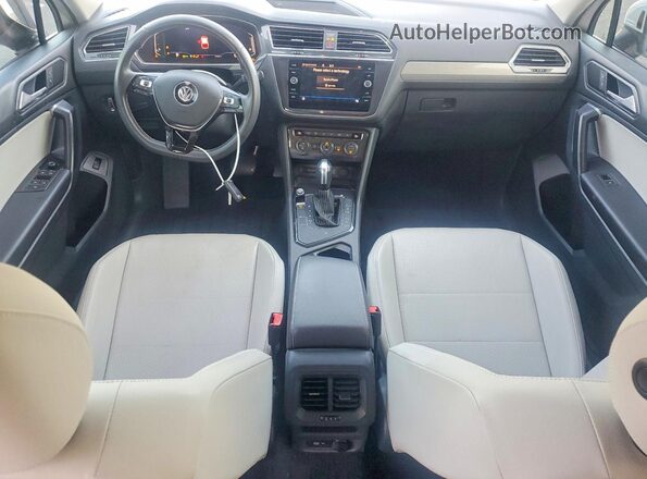 3VV3B7AX9MM124493 2021 VOLKSWAGEN TIGUAN White Dashboard view