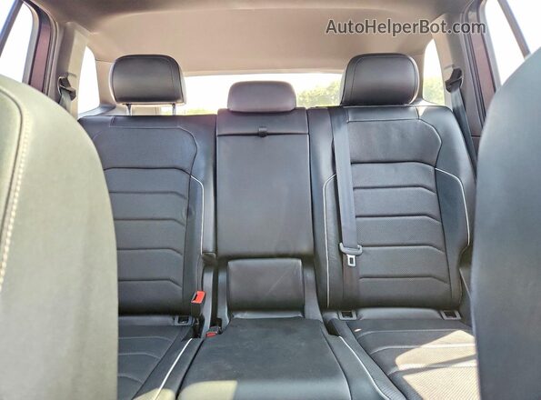 3VV4B7AX3NM012620 2022 VOLKSWAGEN TIGUAN Silver Vista de los asientos traseros