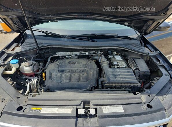 3VV4B7AX4KM102077 2019 VOLKSWAGEN TIGUAN Black Սալոնի հետևի տեսք