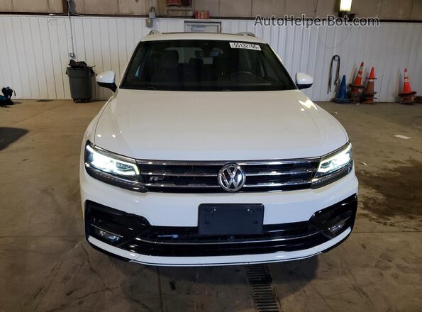3VV4B7AX7MM068087 2021 VOLKSWAGEN TIGUAN White წინა ხედი