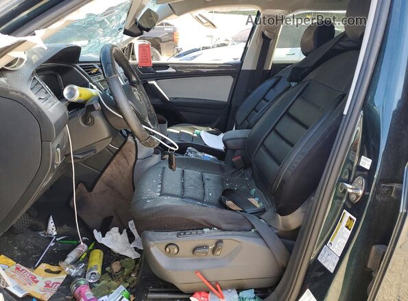 3VV4B7AX9KM113074 2019 VOLKSWAGEN TIGUAN Green Սալոնի դիմացի տեսք