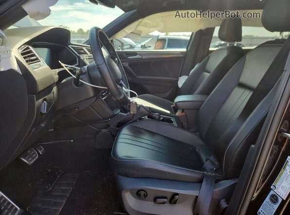 3VV8B7AX1RM111721 2024 VOLKSWAGEN TIGUAN Black Սալոնի դիմացի տեսք