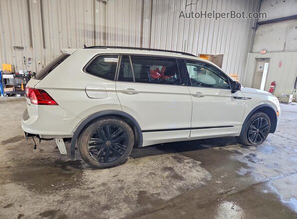 3VV8B7AX2NM095698 2022 VOLKSWAGEN TIGUAN White უკანა მარჯვენა