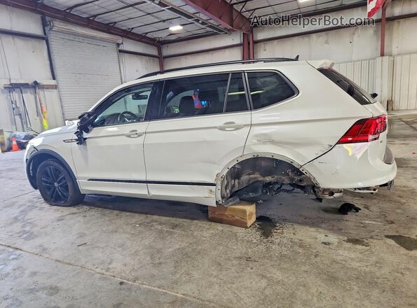 3VV8B7AX2NM095698 2022 VOLKSWAGEN TIGUAN White უკანა მარცხენა