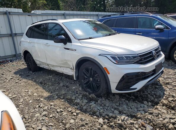 3VV8B7AX6NM144854 2022 VOLKSWAGEN TIGUAN Белый Передняя правая четверть