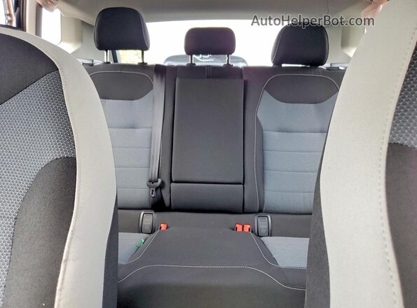 3VV8C7B22SM070392 2025 VOLKSWAGEN TAOS Black უკანა სავარძლების ხედი